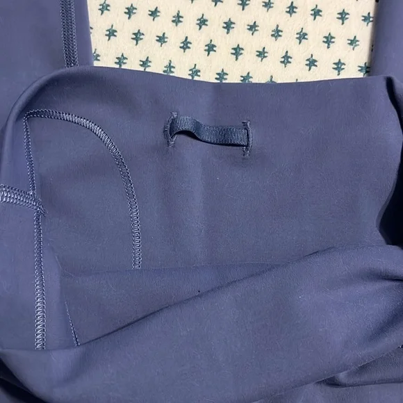 Lululemon Periwinkle High Waisted Leggings - 2 - Picture 4 of 5